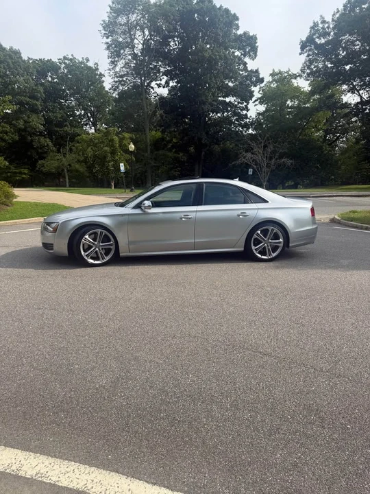 2013 Audi D4 S8 - Image 5 of 13