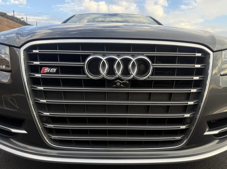 2013 Audi D4 S8 - Image 12 of 21