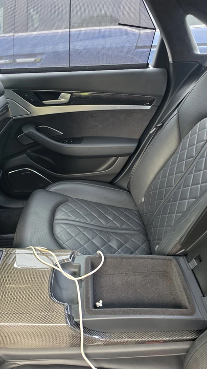 2013 Audi D4 S8 - Image 17 of 20
