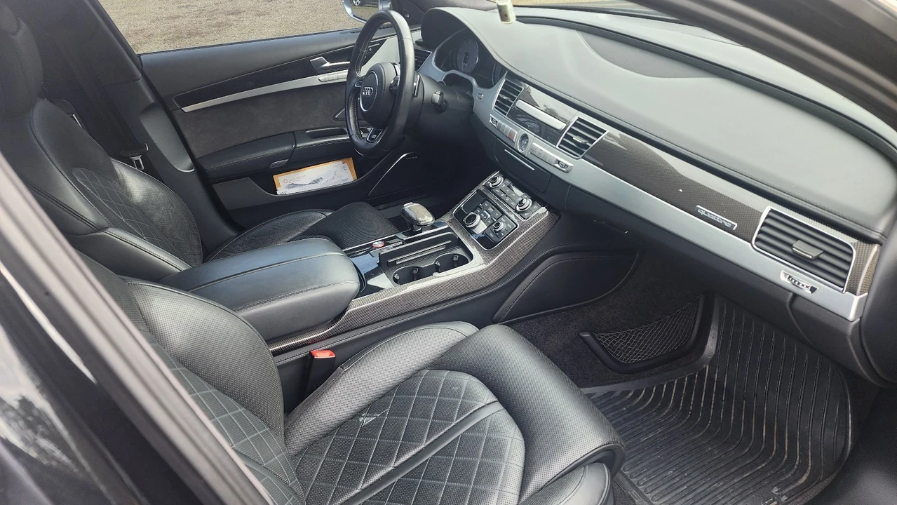 2013 Audi D4 S8 - Image 7 of 20