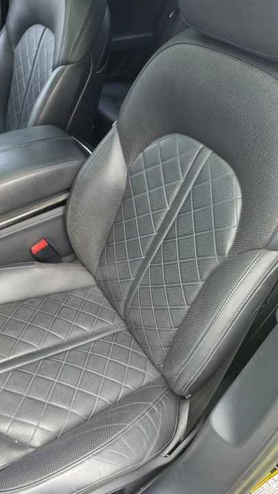 2013 Audi D4 S8 - Image 14 of 20