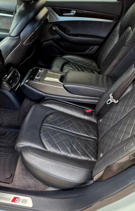 2013 Audi D4 S8 - Image 28 of 31