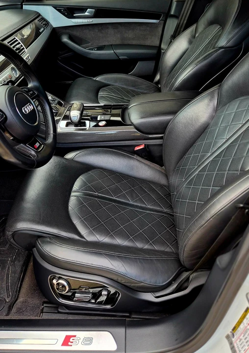 2013 Audi D4 S8 - Image 24 of 31