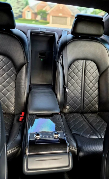 2013 Audi D4 S8 - Image 15 of 31