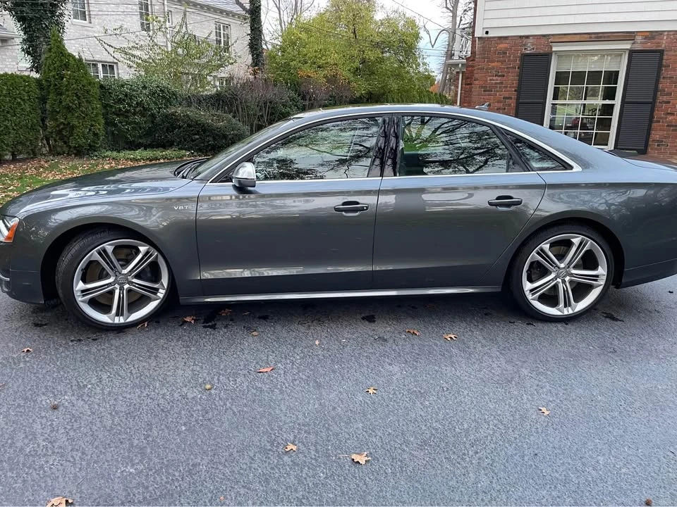 2013 Audi D4 S8 - Image 2 of 6