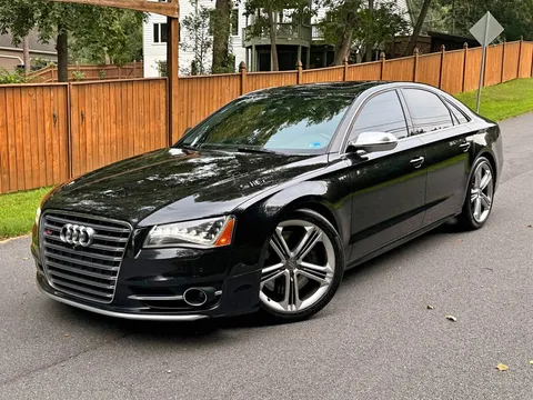 2013 Audi S8 Quattro Sedan 4D