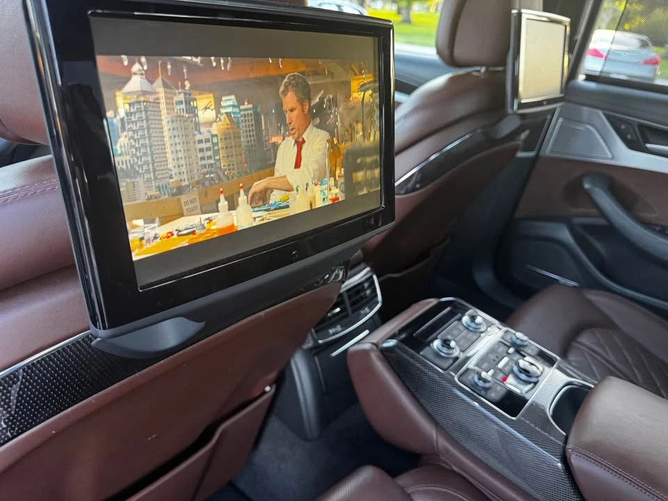 2013 Audi D4 S8 - Image 6 of 10