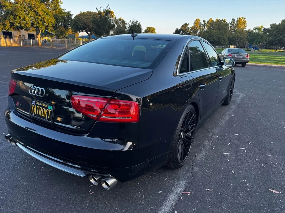 2013 Audi D4 S8 - Image 4 of 10