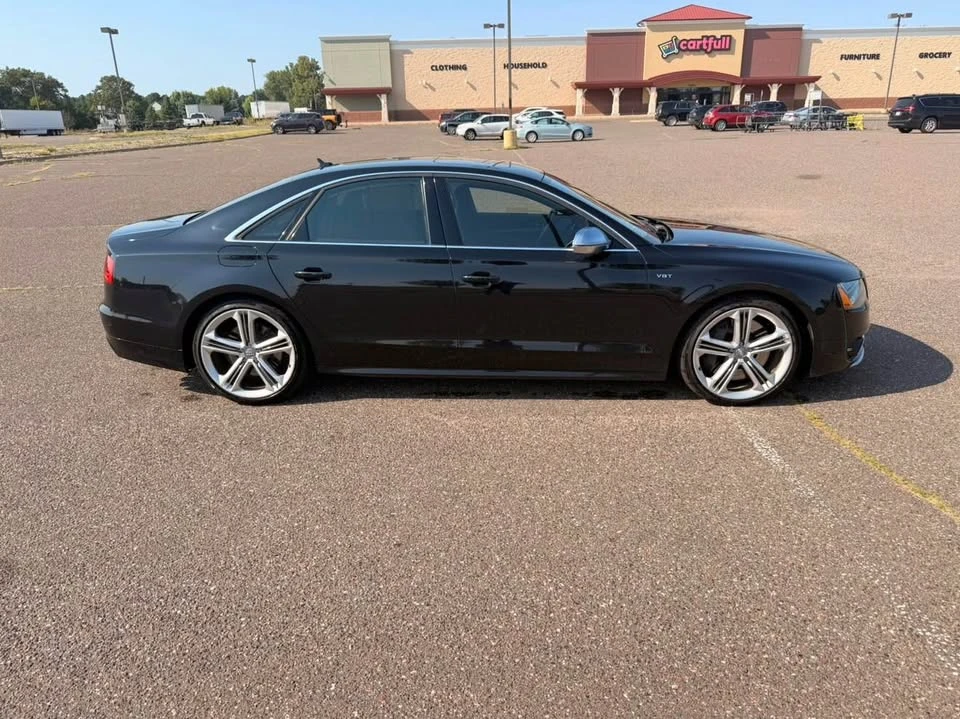 2013 Audi D4 S8 - Image 3 of 7