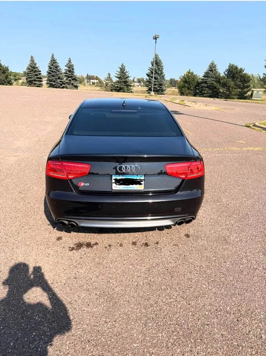 2013 Audi D4 S8 - Image 4 of 7