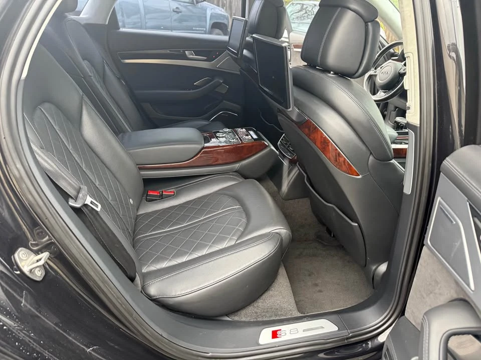 2013 Audi D4 S8 - Image 16 of 19