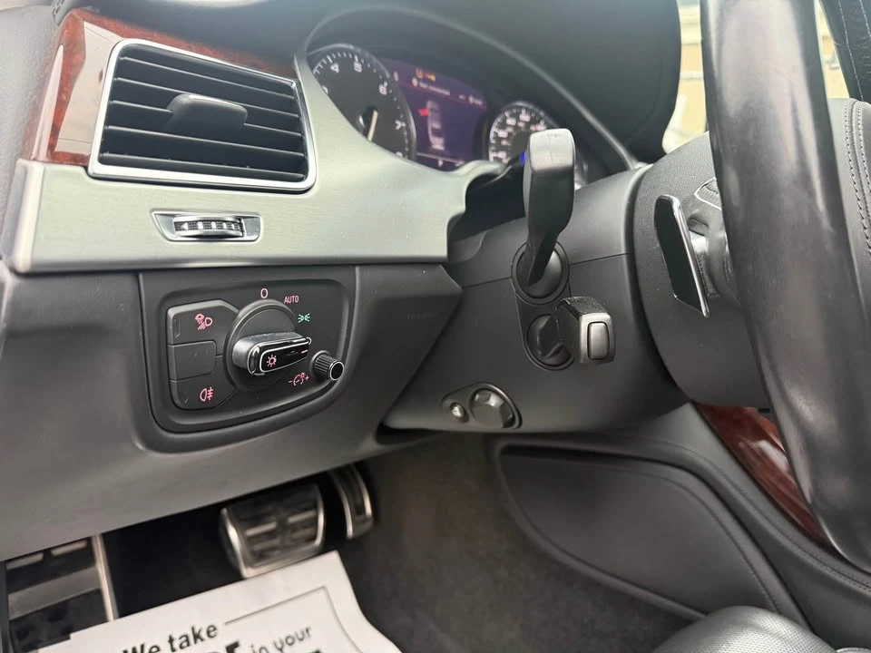 2013 Audi D4 S8 - Image 17 of 19