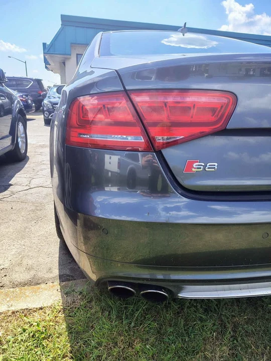 2013 Audi D4 S8 - Image 4 of 4