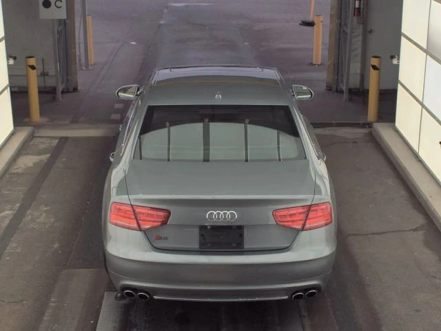 2013 Audi D4 S8 - Image 9 of 12
