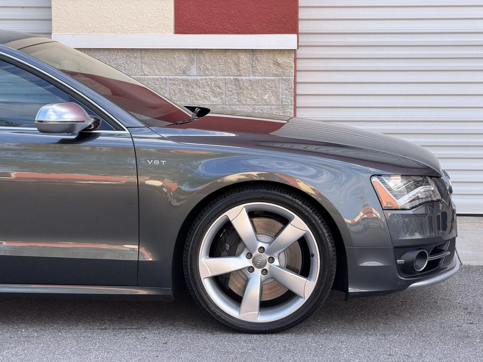 2013 Audi D4 S8 - Image 30 of 31