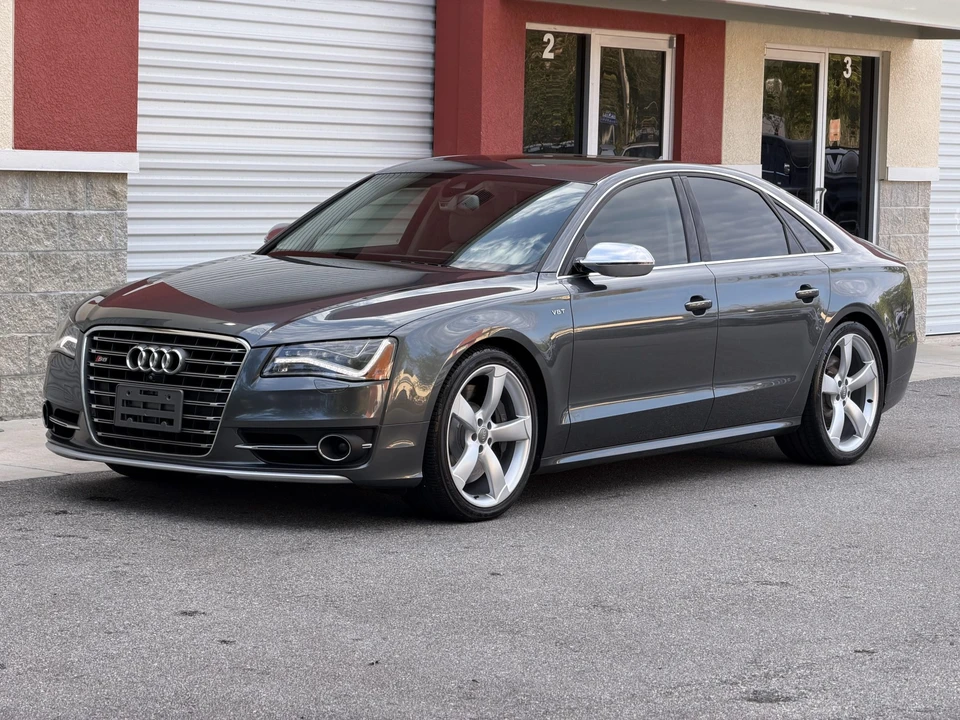 2013 Audi D4 S8 - Image 3 of 31