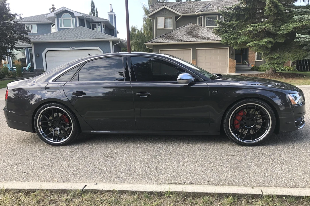 2013 Audi D4 S8 - Image 3 of 13