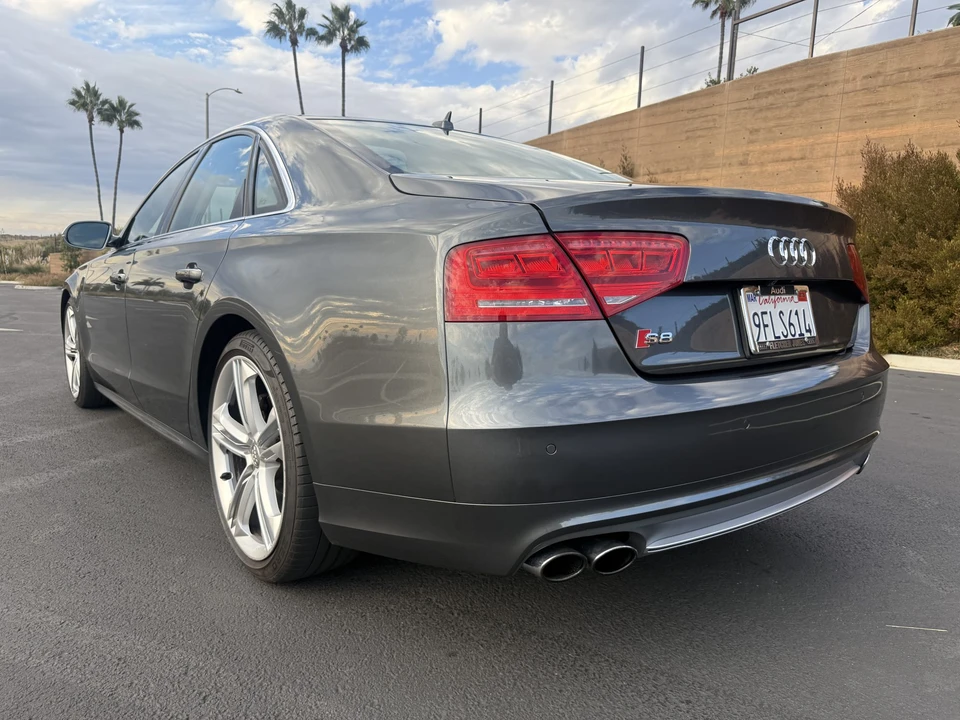 2013 Audi D4 S8 - Image 15 of 31