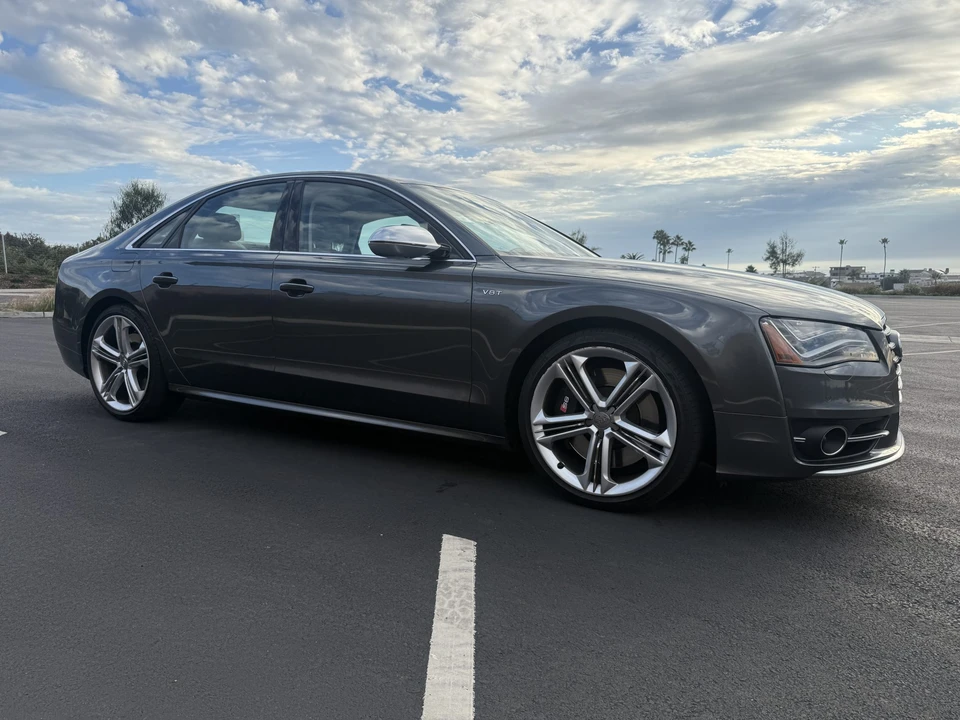 2013 Audi D4 S8 - Image 29 of 31