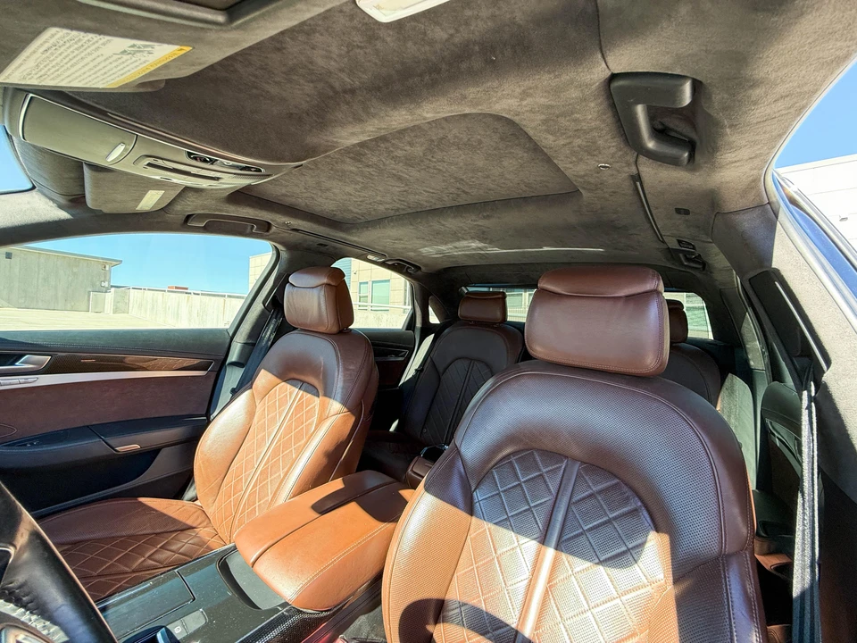 2013 Audi D4 S8 - Image 24 of 31