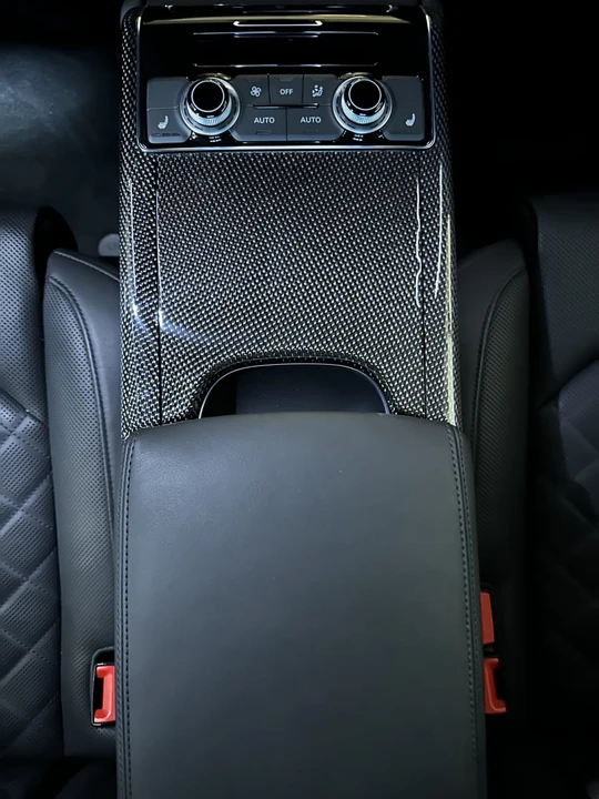 2013 Audi D4 S8 - Image 14 of 17