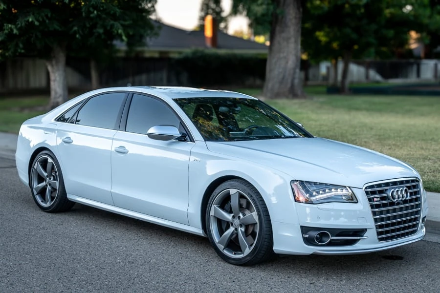 2013 Audi D4 S8 - Image 3 of 17