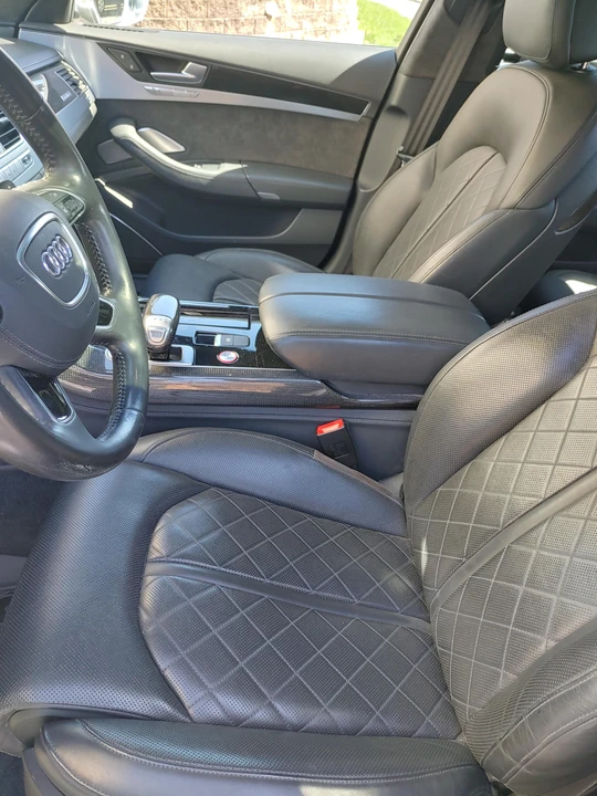 2013 Audi D4 S8 - Image 19 of 21