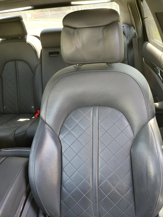 2013 Audi D4 S8 - Image 20 of 21