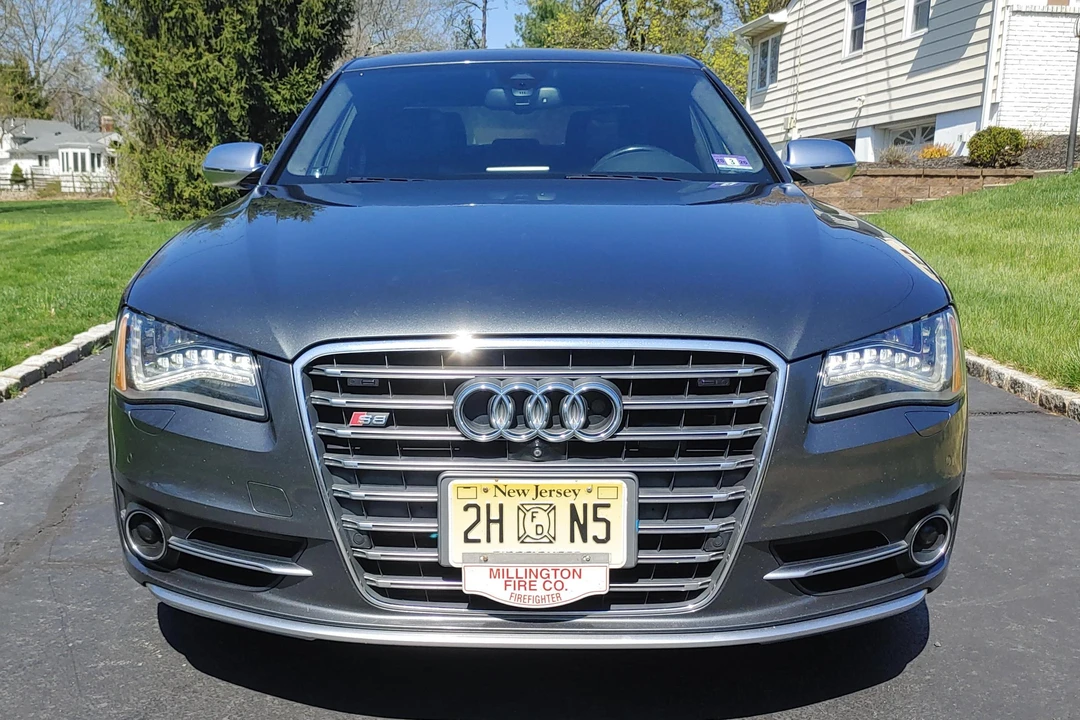 2013 Audi D4 S8 - Image 2 of 21