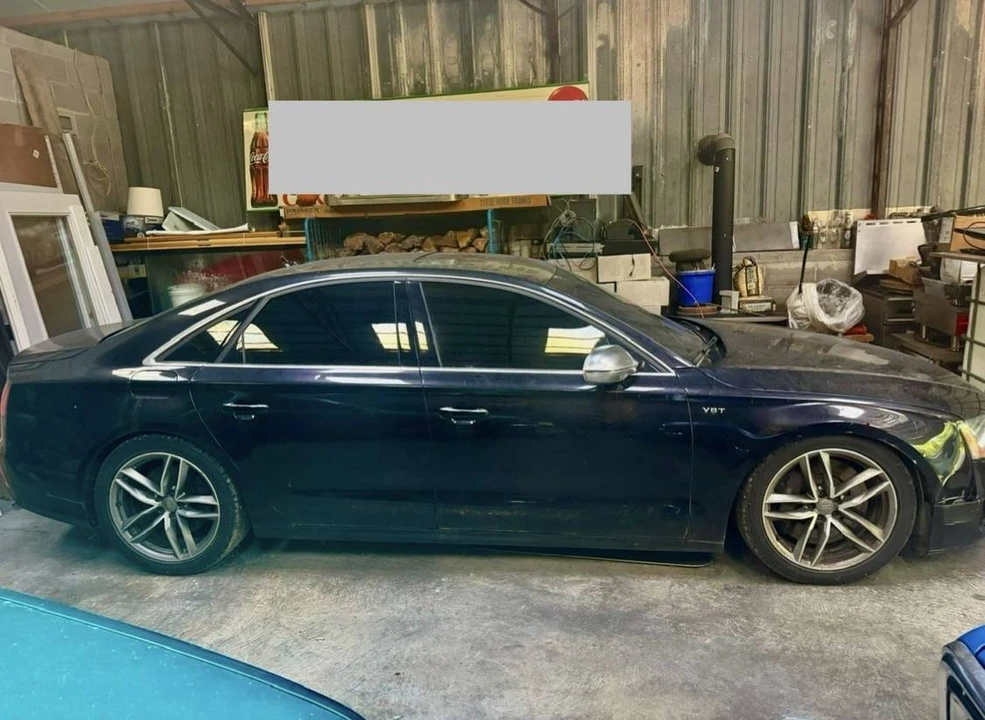 2013 Audi D4 S8 - Image 2 of 2