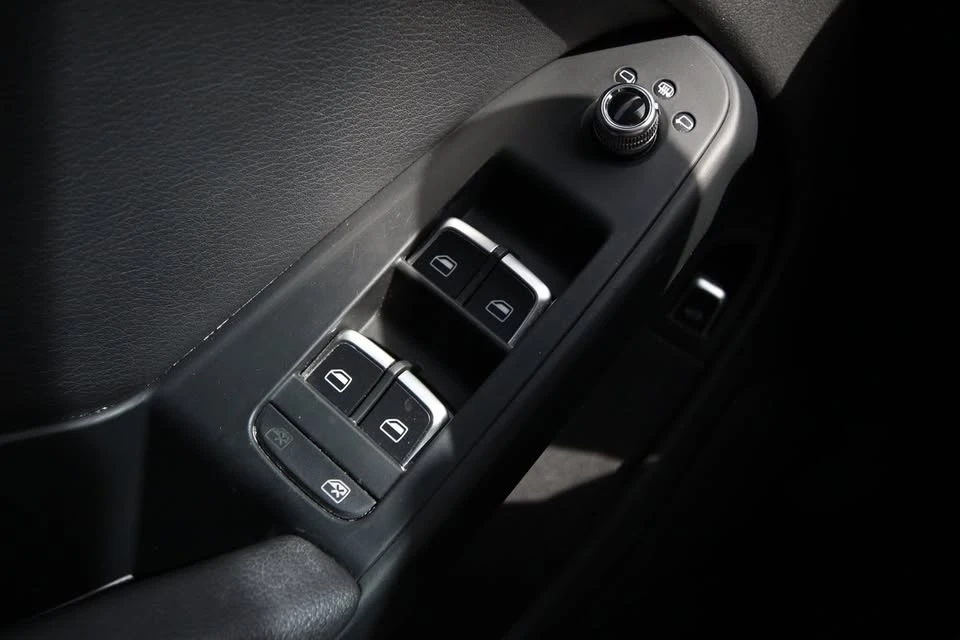 2013 Audi B8 A4 - Image 17 of 20