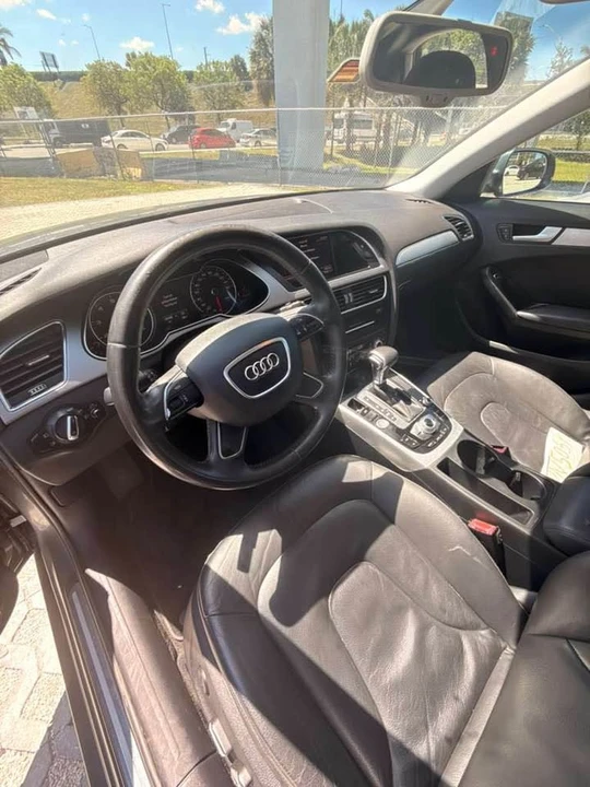2013 Audi B8 A4 - Image 9 of 18
