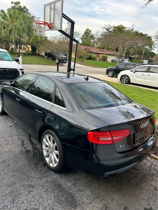 2013 Audi B8 A4 - Image 9 of 15