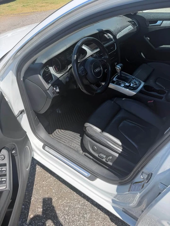 2013 Audi B8 A4 - Image 9 of 14