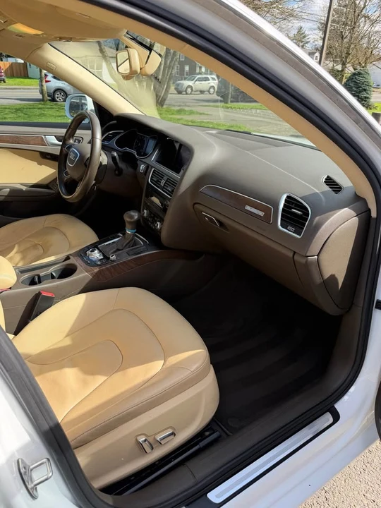 2013 Audi B8 A4 - Image 9 of 12