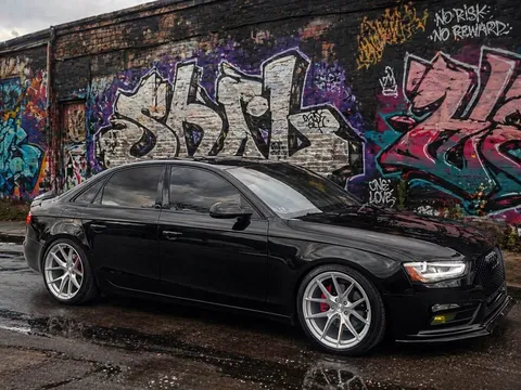 2013 Audi A4 Quattro Premium Sedan