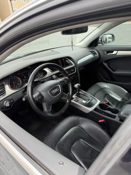 2013 Audi B8 A4 - Image 9 of 18