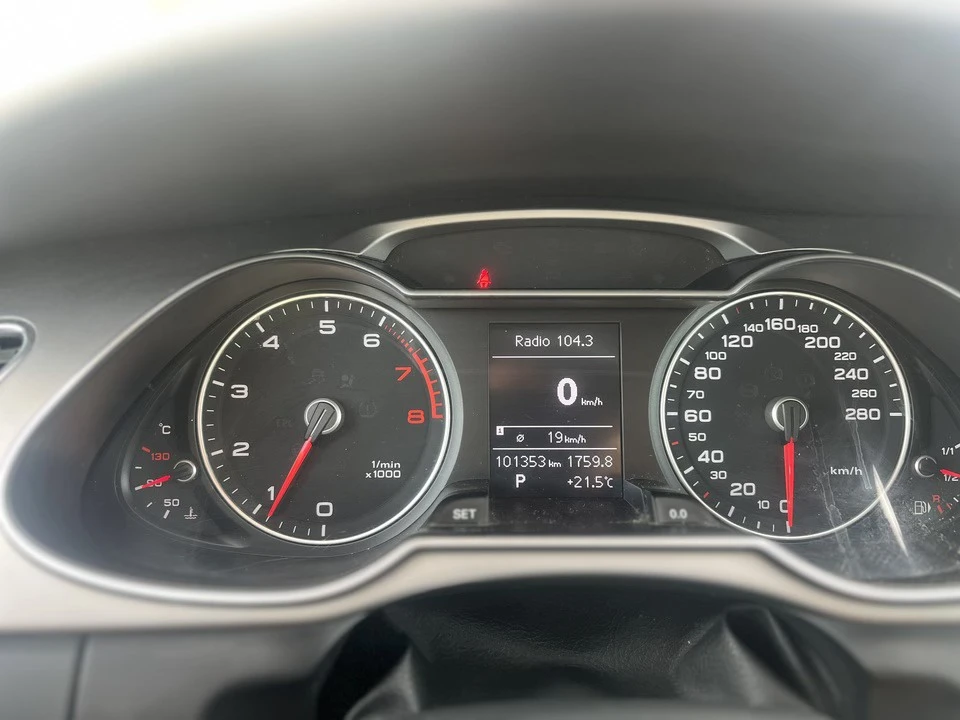 2013 Audi B8 A4 - Image 7 of 14