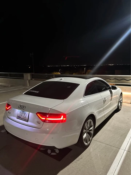 2013 Audi B8 A5 - Image 2 of 2