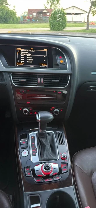 2013 Audi B8 A5 - Image 10 of 13