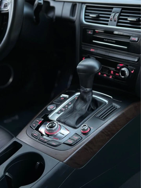 2013 Audi B8 A5 - Image 17 of 20