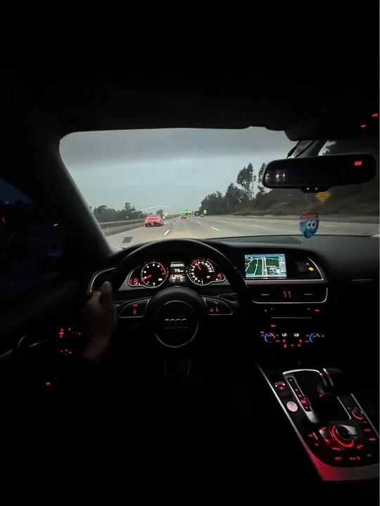 2013 Audi B8 A5 - Image 9 of 14