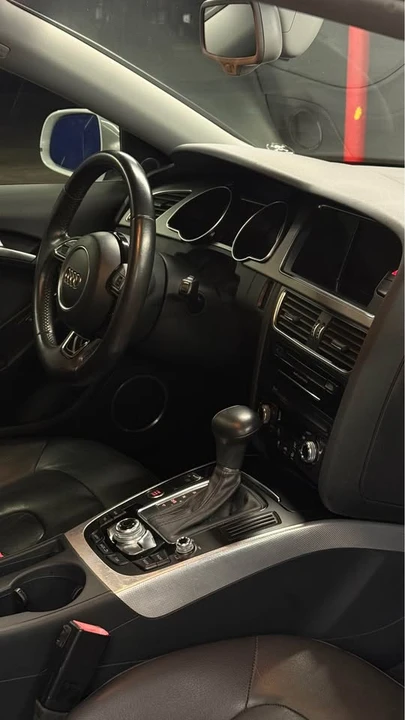 2013 Audi B8 A5 - Image 8 of 12