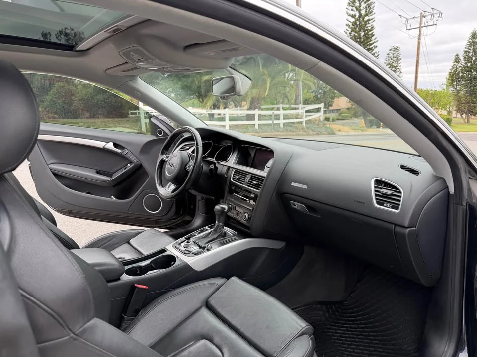 2013 Audi B8 A5 - Image 8 of 10