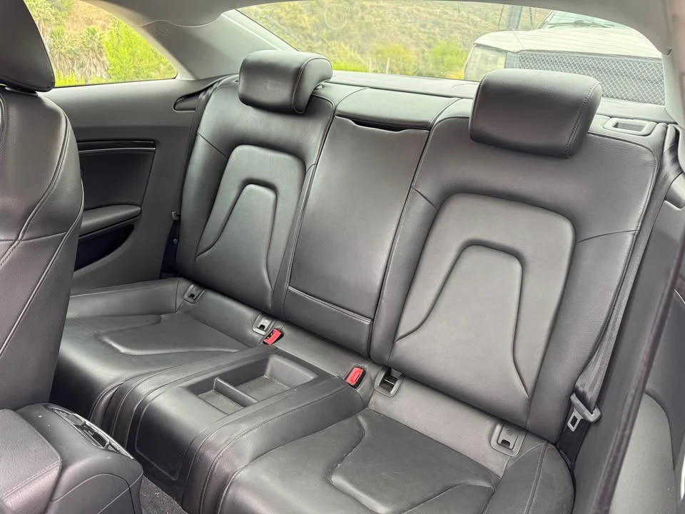 2013 Audi B8 A5 - Image 8 of 10