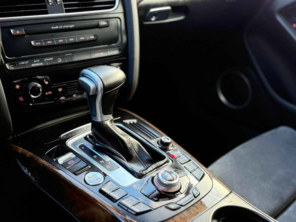 2013 Audi B8 A5 - Image 8 of 16