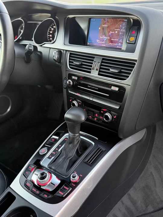 2013 Audi B8 A5 - Image 8 of 18