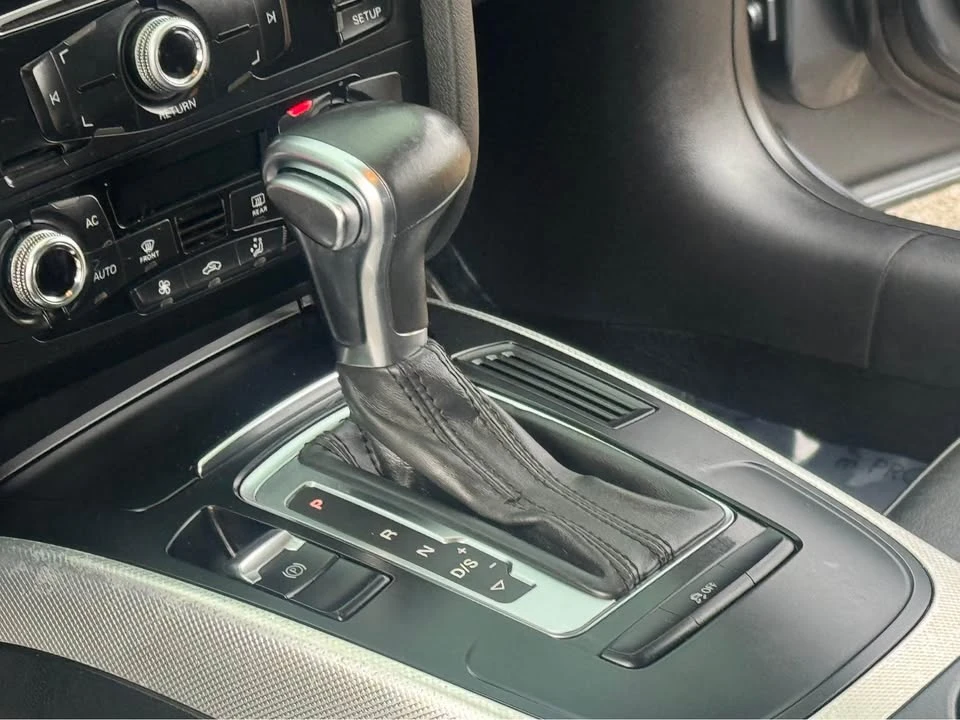 2013 Audi B8 A5 - Image 8 of 13