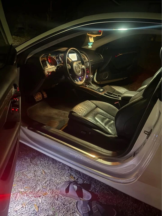 2013 Audi B8 A5 - Image 6 of 8