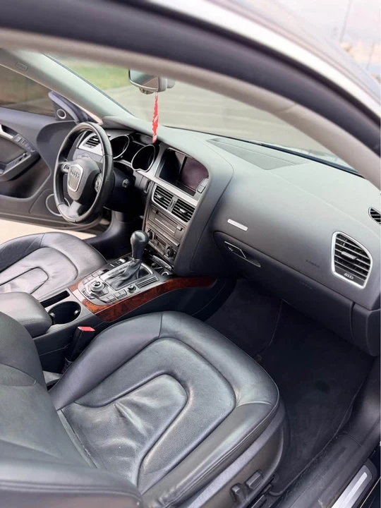 2013 Audi B8 A5 - Image 9 of 11